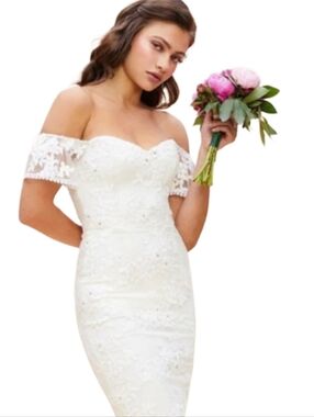 Dress the Population Tara Embroidered Off-Shoulder Body NWT Medium